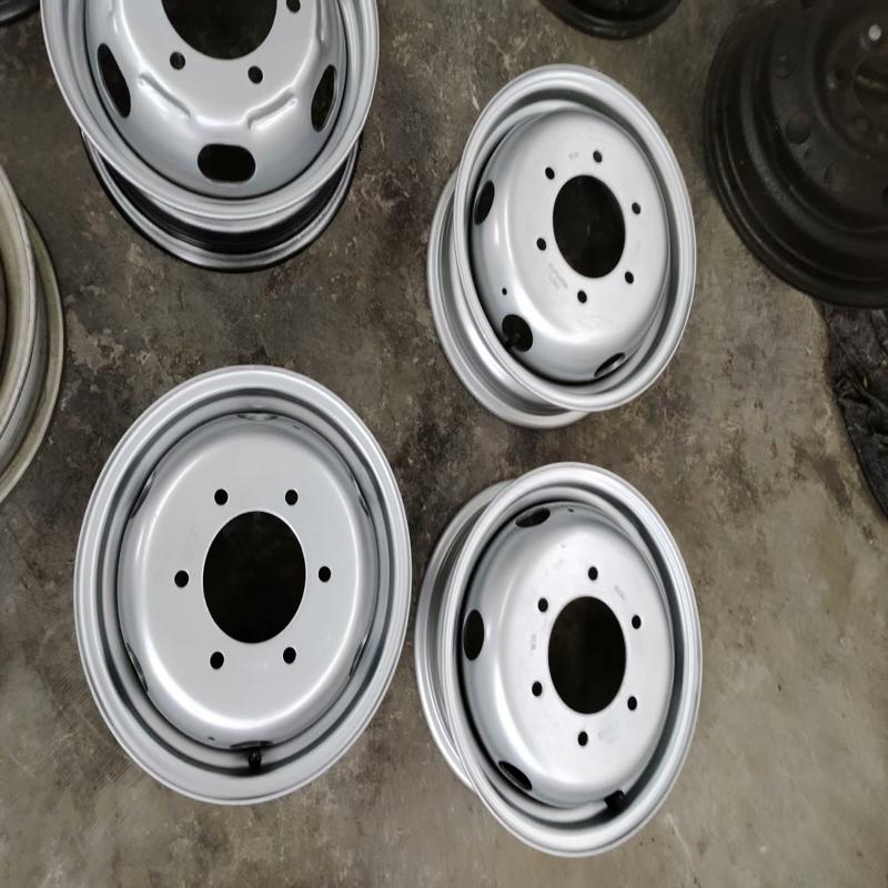 议价185R14轮毂二手拆车轮毂中心孔直径多少具体私聊