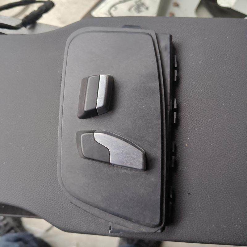 议价宝马原厂座椅开关主驾G38,电子元器件市场,其它元器件,淘宝优惠券,粉丝福利购,淘宝优惠卷