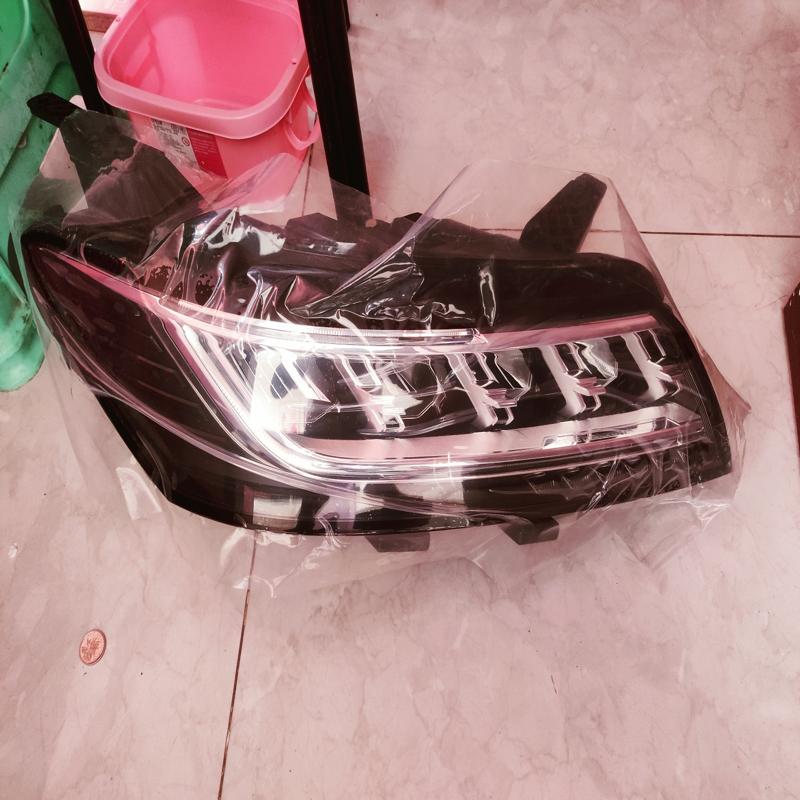 议价荣威RX5，荣威RX5PLUS,荣威RX5MAX前大灯总