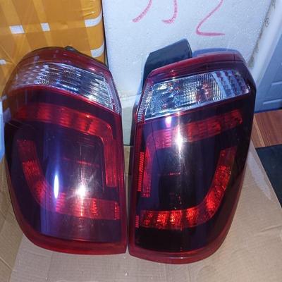 议价长安CX70左后尾灯总成总成，原厂拆车件，118快递包邮