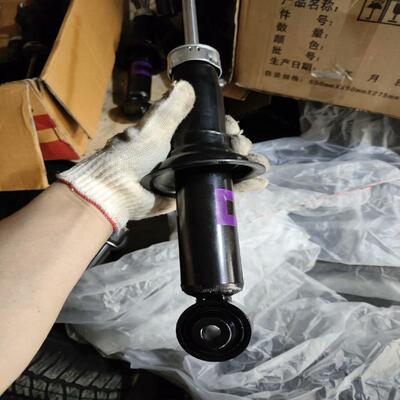 议价广汽三菱奕歌后减震器  原装  几乎全新  三菱减震器
