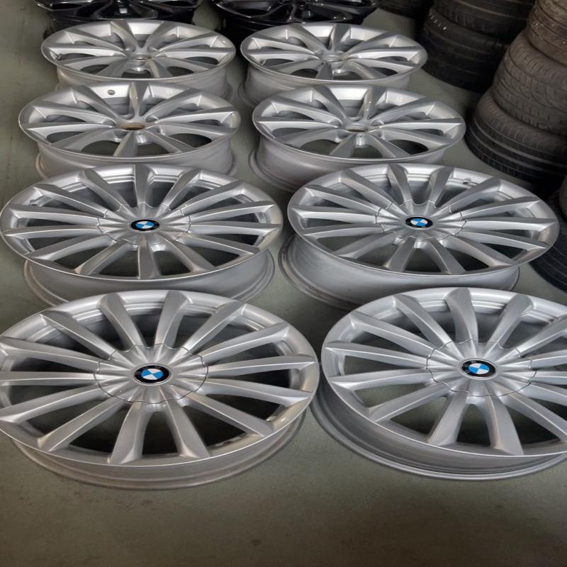 议价宝马7系轮毂，18寸 19寸，拆车件，没失圆没开裂。孔距