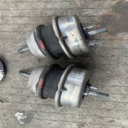 议价雷克萨斯LS460机脚胶一对，LS460发动机机脚胶一对