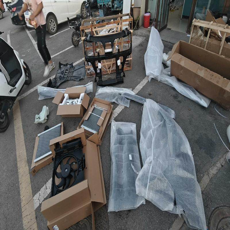 议价奔驰smart斯玛特中网 大灯 冷凝器 进风口 进气口,电子元器件市场,其它元器件,淘宝优惠券,粉丝福利购,淘宝优惠卷