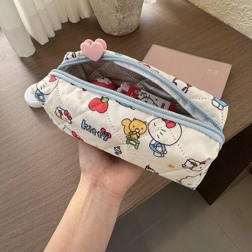 【萌趣卡通】学生大容量文具袋