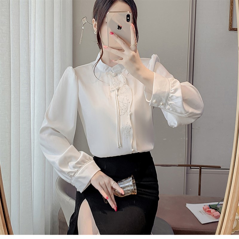 极速202e4秋季新款绸缎面绣花复古盘扣衬衣