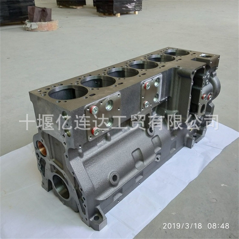 东风康明斯6L9.3缸体5298073