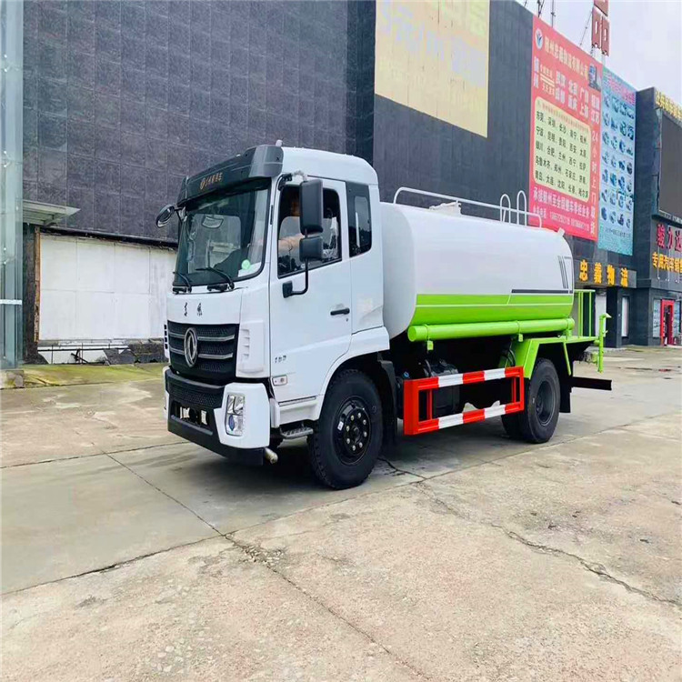 东风K6康机170马力12吨洒水车