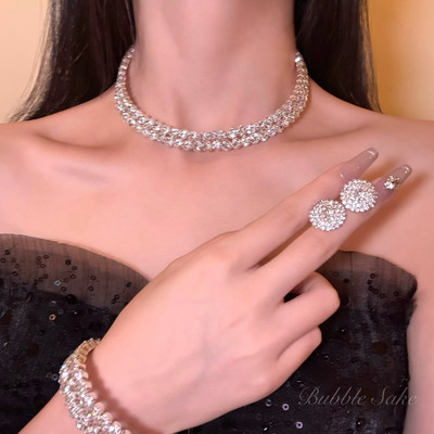 香家秀场爆闪锆石项链