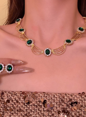 京城贵女宫廷风绿宝石项链