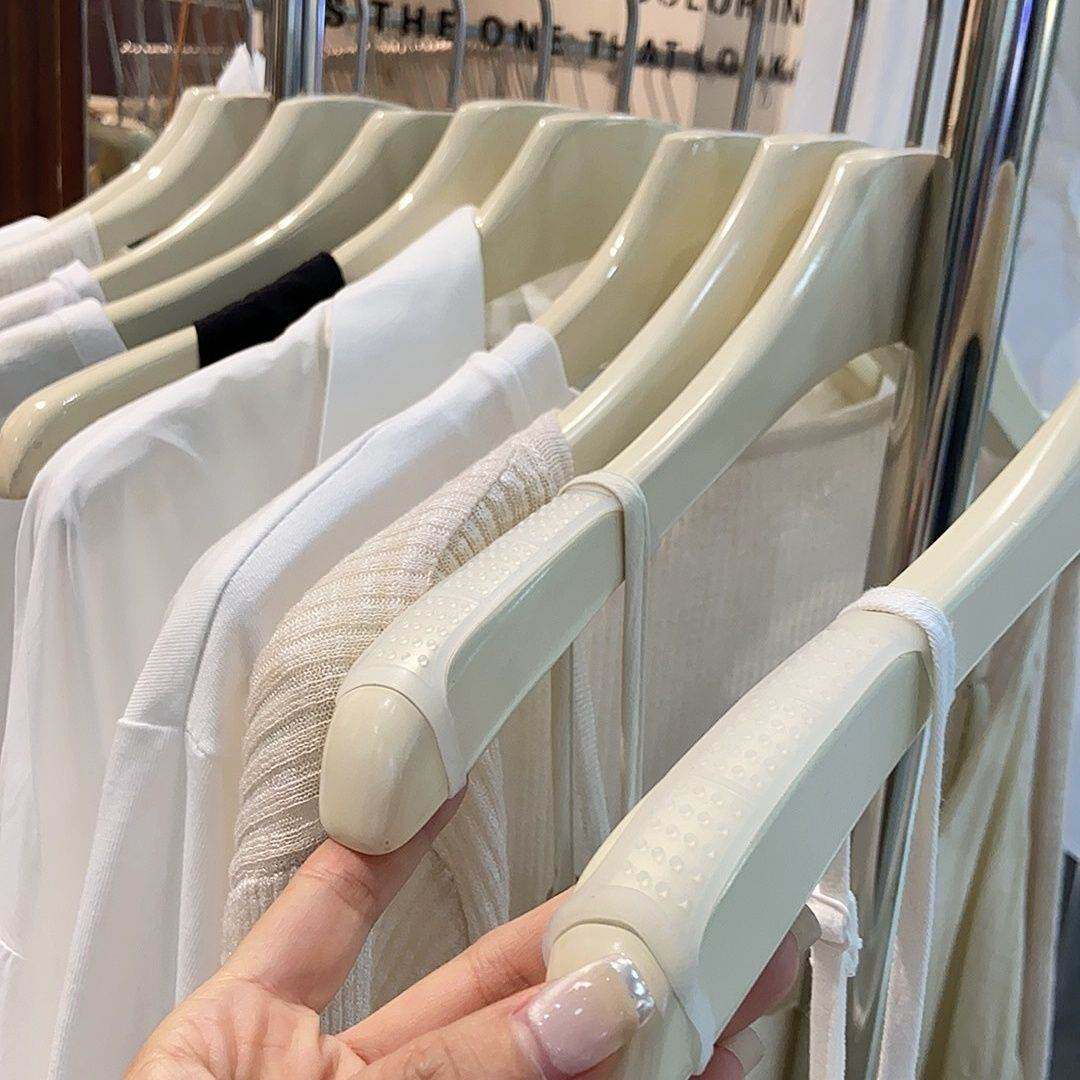服装店衣架防滑硅胶条实木亚克力衣架肩部防滑粘贴硅胶防滑护套