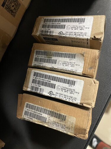 6ES7972-0BA12-0XA0 全新库存货西门子DP插议价