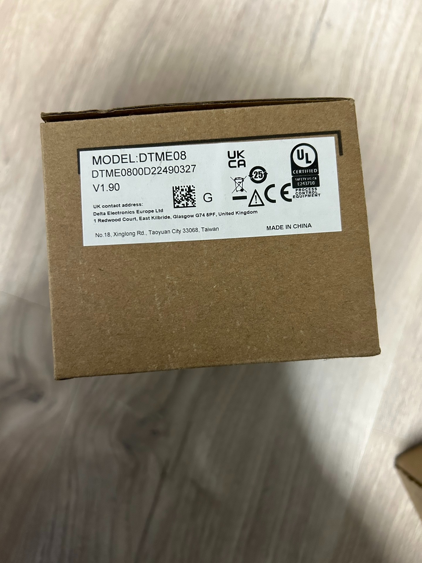 台达温控器DTME08 数量一个需要直接拍