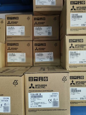 三菱PLC FX3GA-40MT-CM。原装正品，全新未拆封