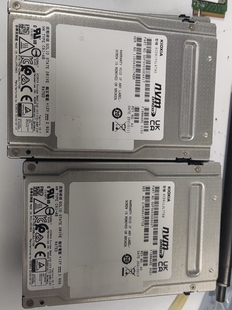 东芝颗粒 pcie4 7.68tb 2.5寸 铠侠