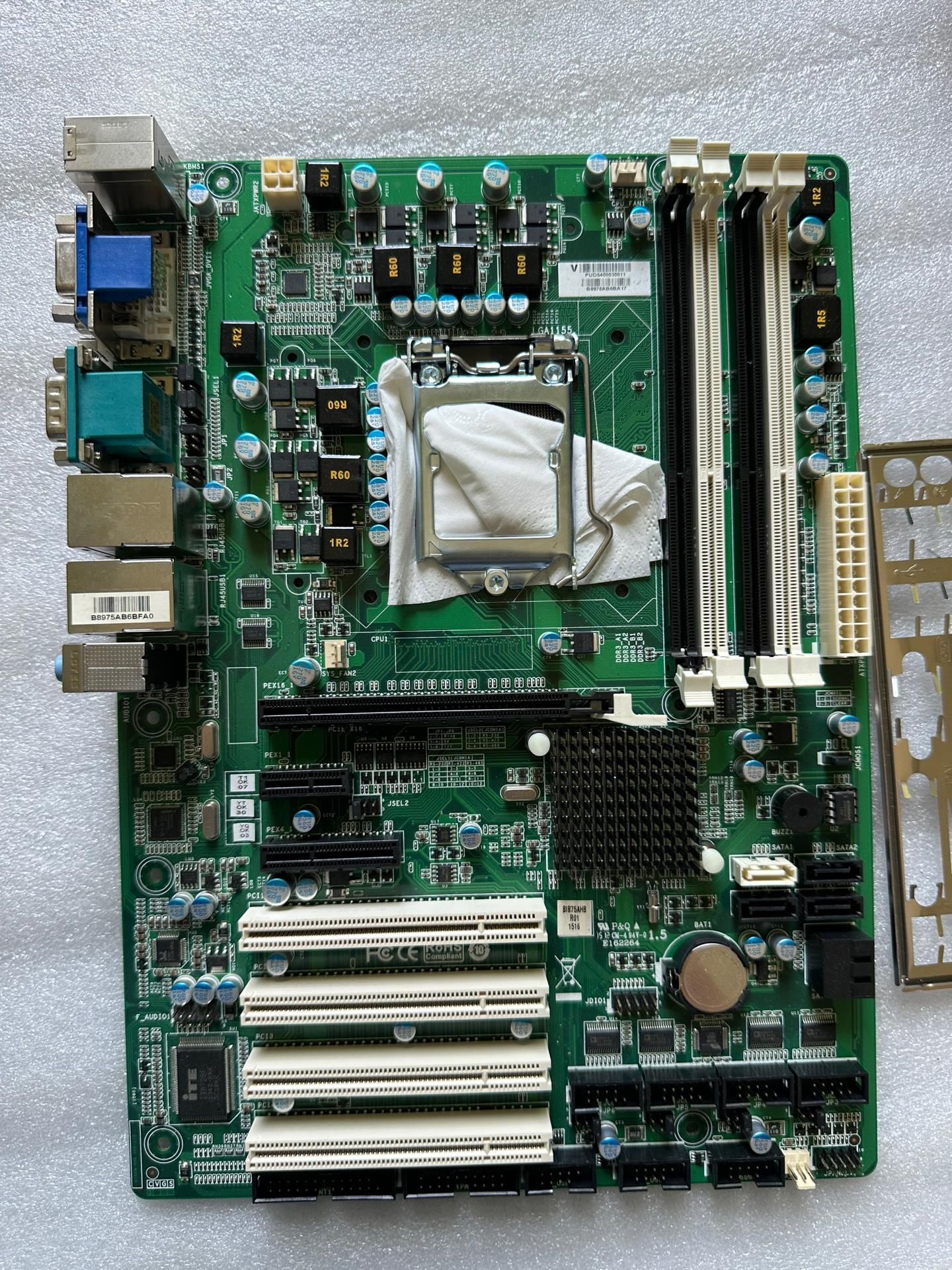艾讯工控机主板  BIB75AHB-01 7个COM 4PC
