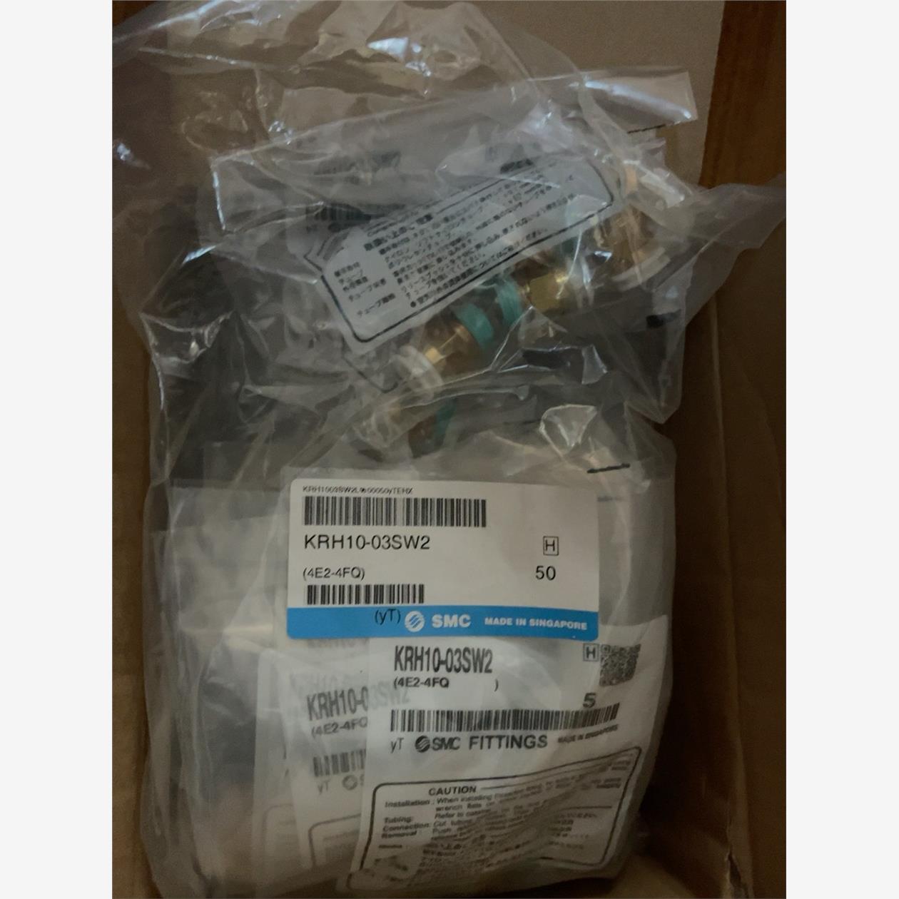 SMC全新接头包装完好 KRH10-03SW2,工程剩余10议价