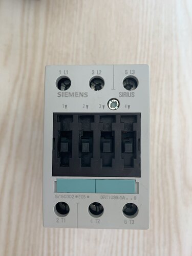 西门子 接触器 3RT1036-1AL20 德国制造，230