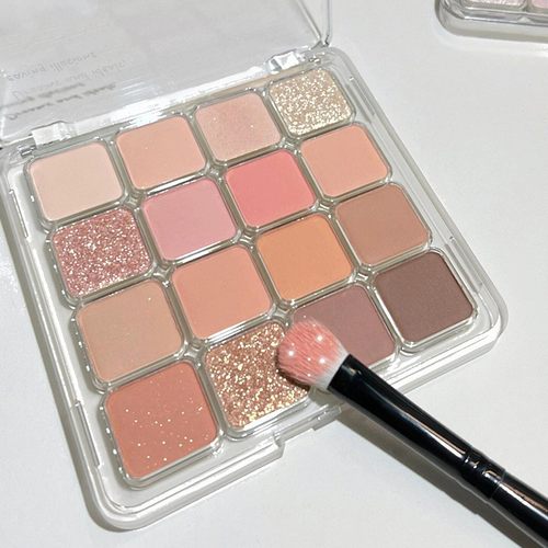 完美日日超火16色眼影盘送刷子