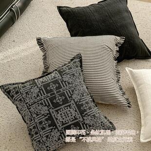 黑白灰棉麻抱枕沙发客厅简约百搭复古图腾条纹靠枕样板间软装靠垫
