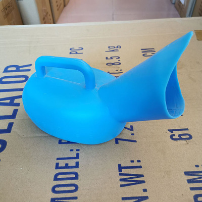 女用尿壶卧床专用夜壶接尿器老人小孩便携女生卧式尿壶懒人小便壶