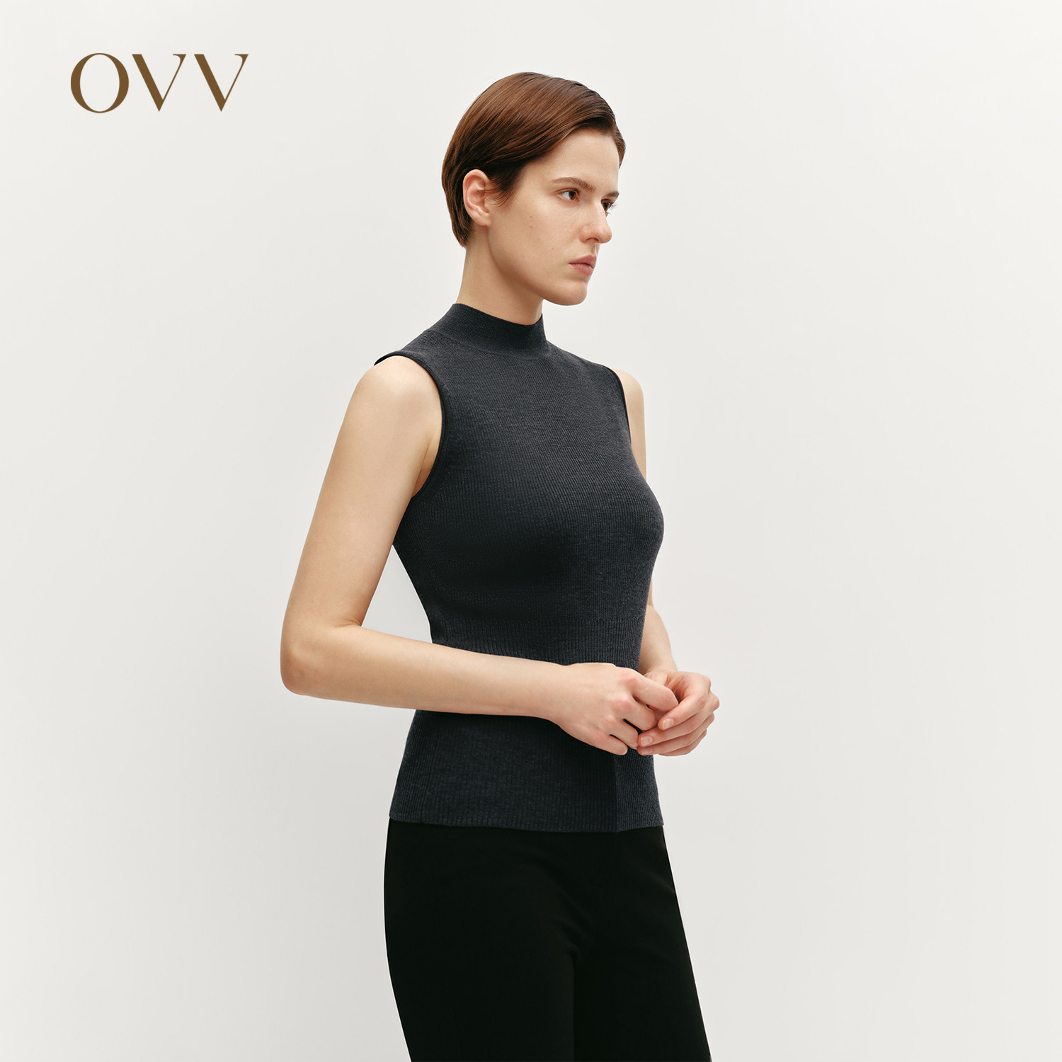 【黄金羊毛】OVVOutlet秋冬热卖女半高领可机洗无袖针织背心