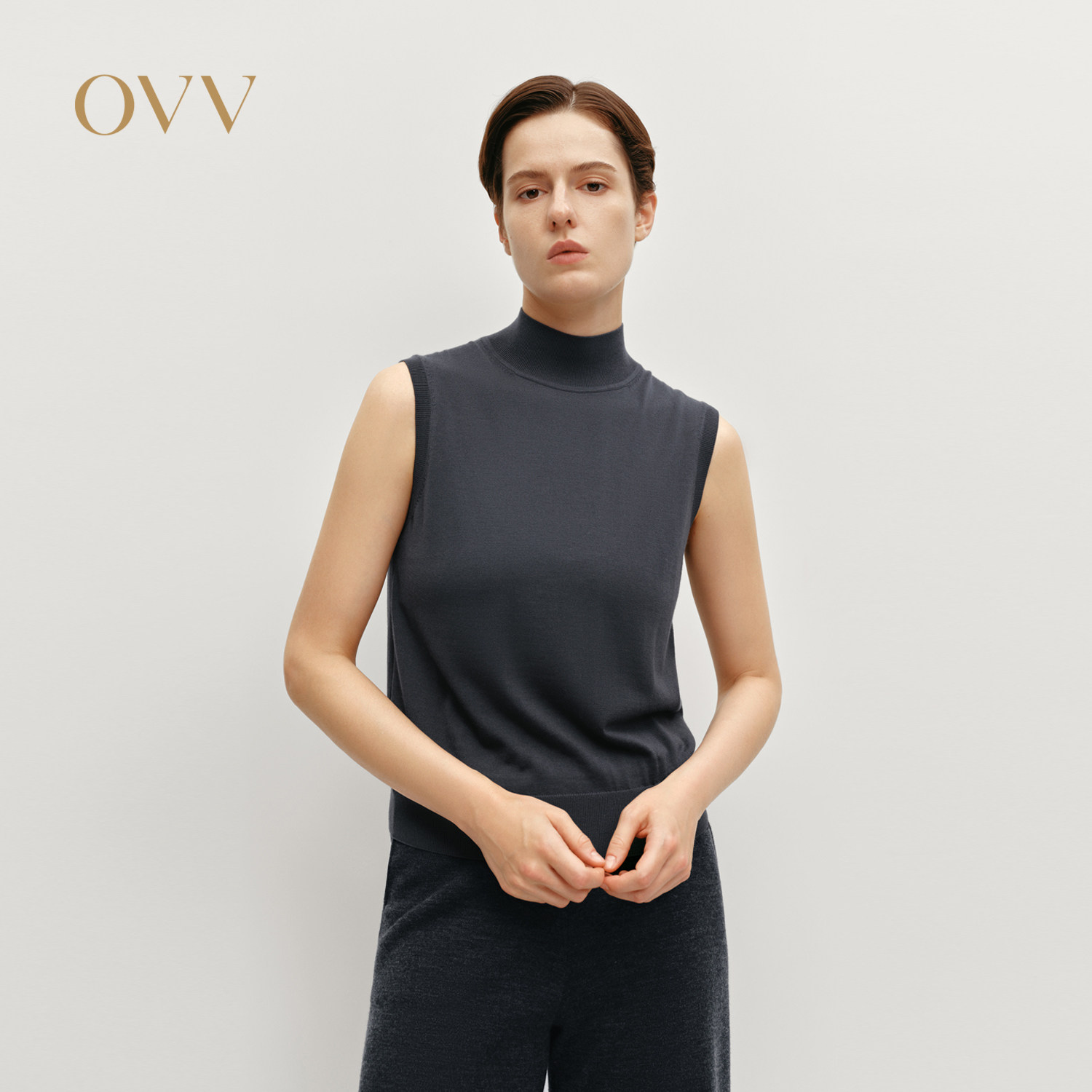 【黄金羊毛】OVVOutlet秋冬热卖女半高领无袖可机洗针织背心