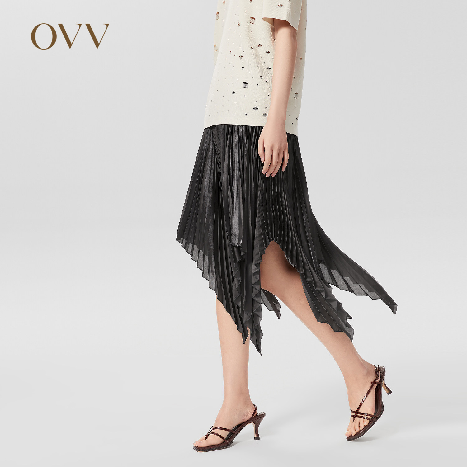 OVVOutlet【邱昊联名系列】春夏OVV×QIUHAO飘逸下摆雪纺百褶裙