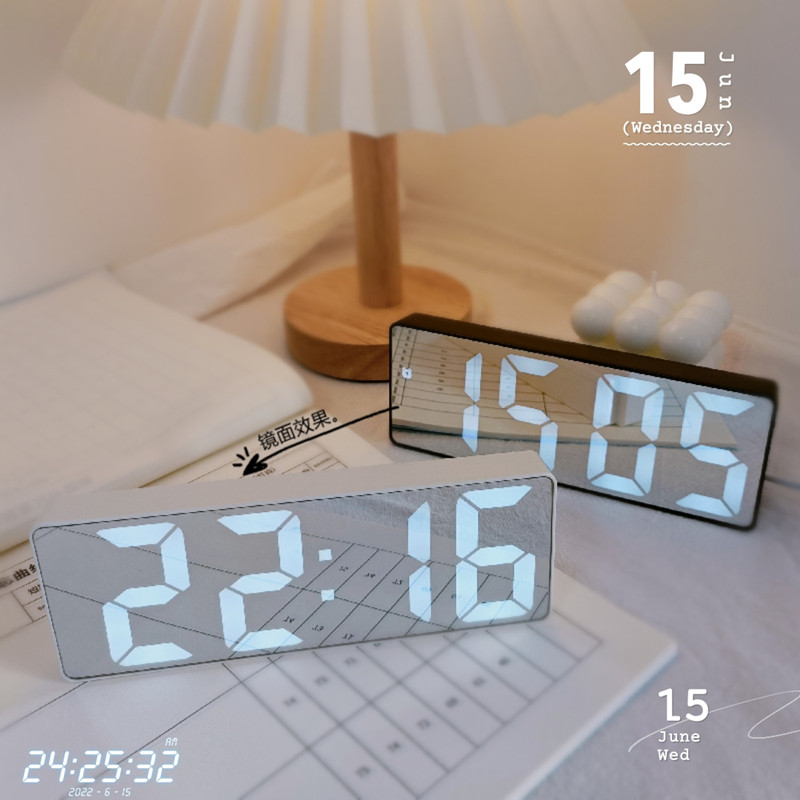 简约白色闹钟LED静音镜面数字小闹钟ins风桌面时钟学X生用电子钟
