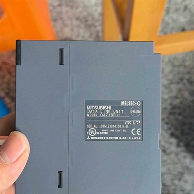 三菱QJ71BR11. 99新包好  D版本