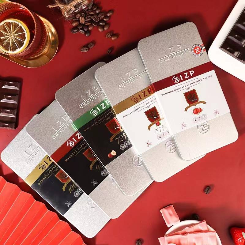 俄罗斯IZP系列铁盒巧克力礼盒装草莓蔓越莓牛奶榛子9（代可可脂）
