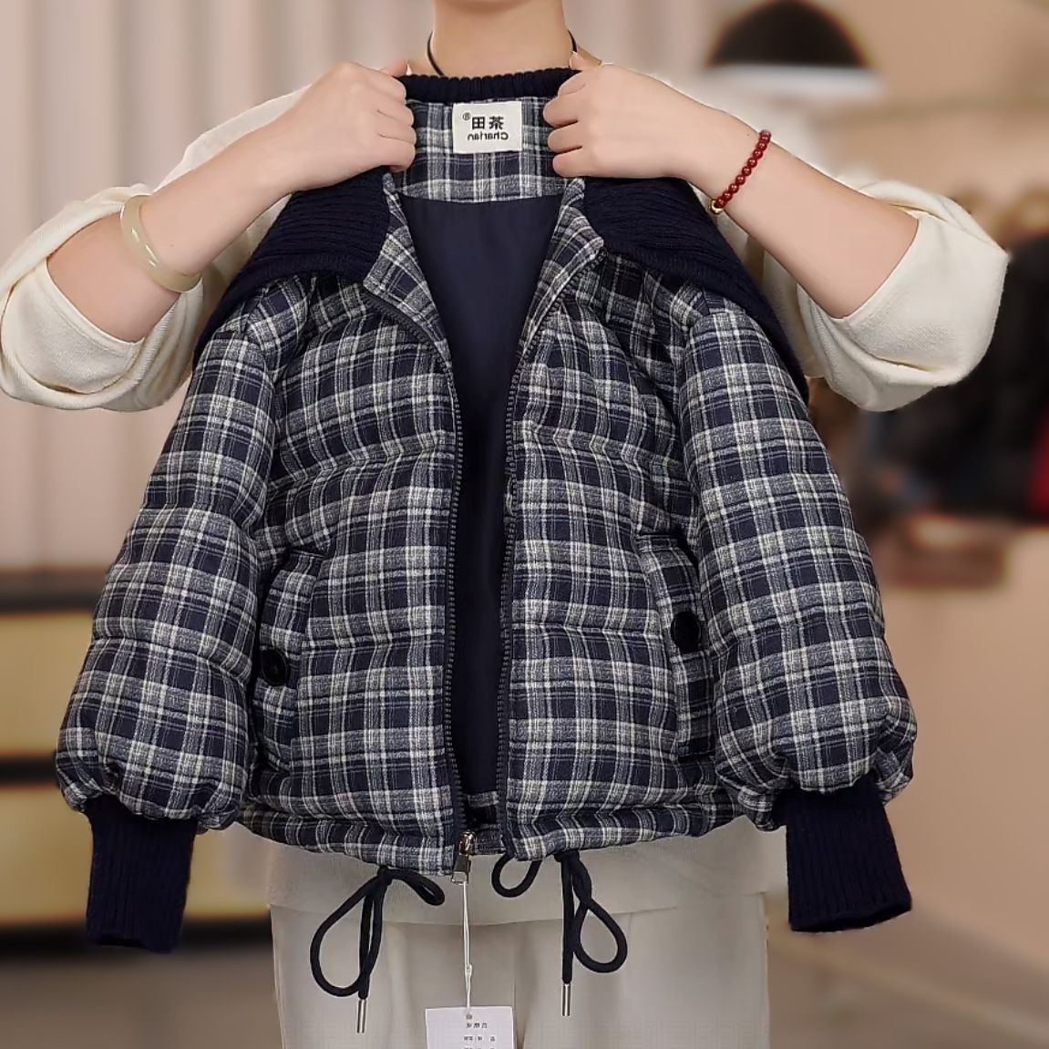 冬季儿童毛线大翻领加绒加厚格子短款面包服棉衣外套HCE255