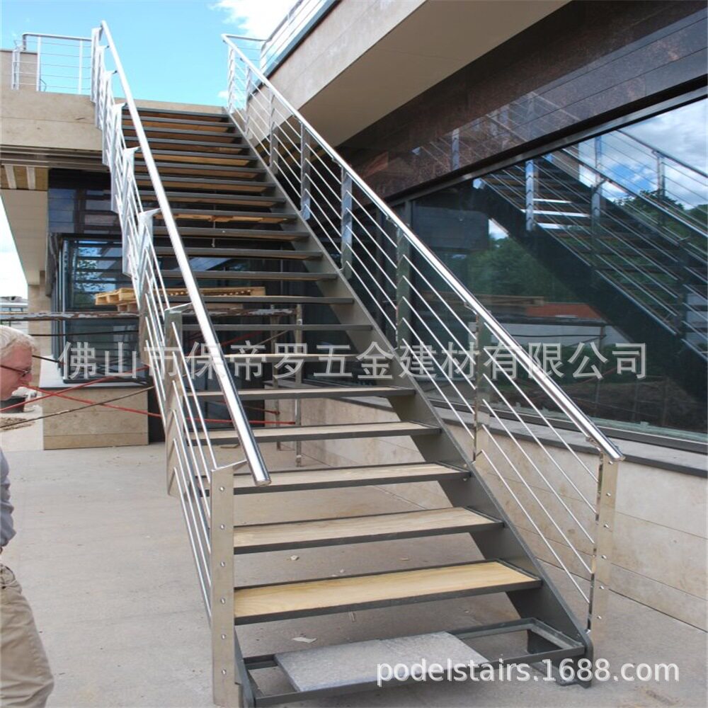 室内家用钢木直型悬浮楼梯现代简约风护栏
