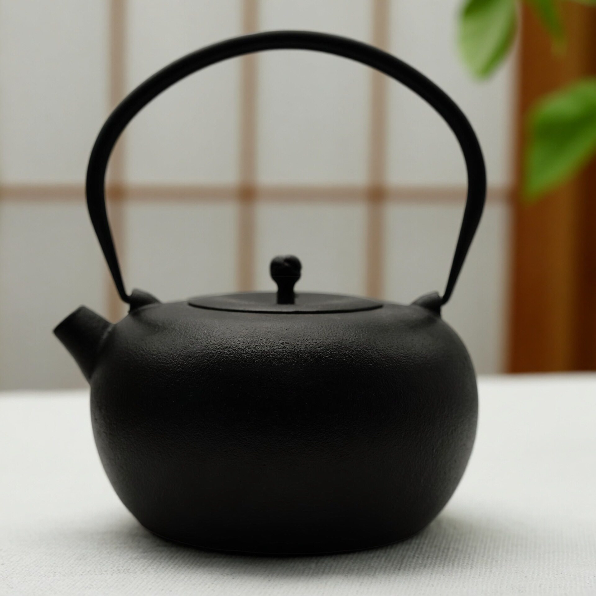 2升大容量简约素雅铸铁壶带滤网 烧水煮茶厚重日式手工铁茶壶茶具