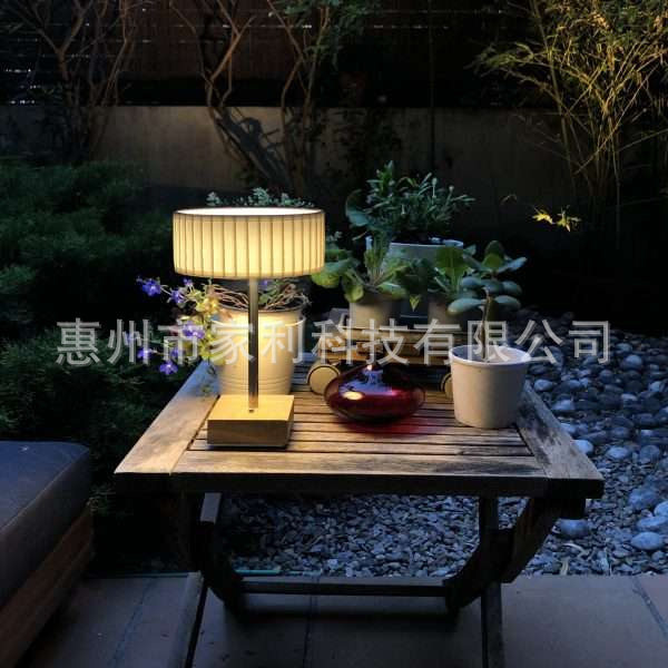 新款外贸货源充电式布艺台灯美式现代简约卧室客厅床头LED台灯具