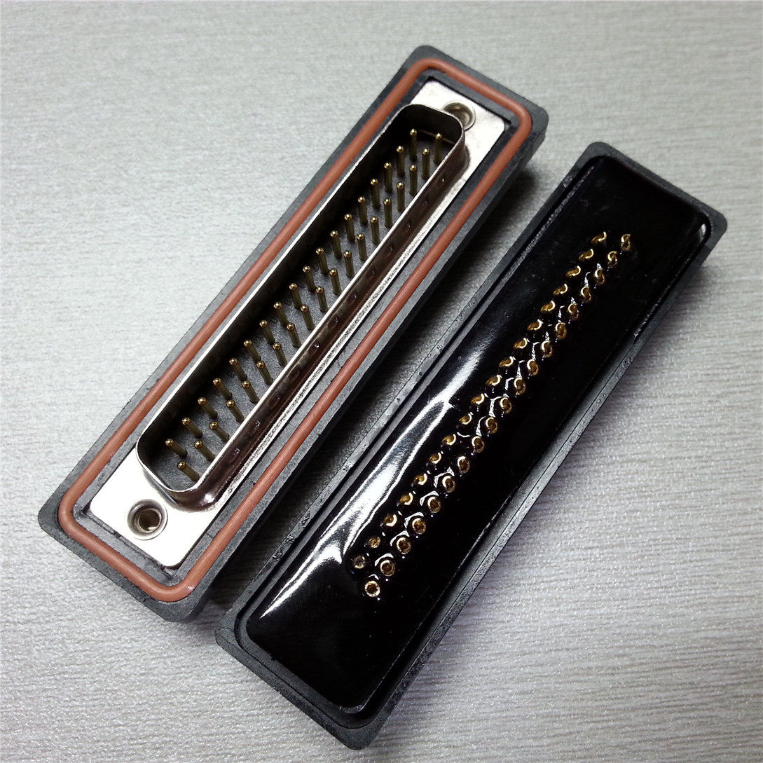 供应DB37PIN防水公头 现货d-sub(DB)37pin防水公插头连接器