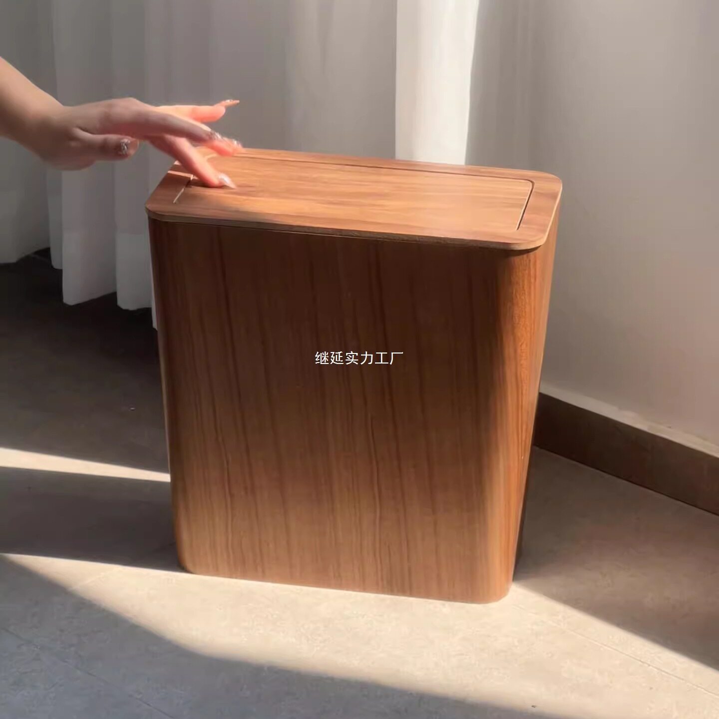 中古木纹窄缝垃圾桶家用客厅卧室夹缝垃圾筒可翻盖厨房卫生间纸篓