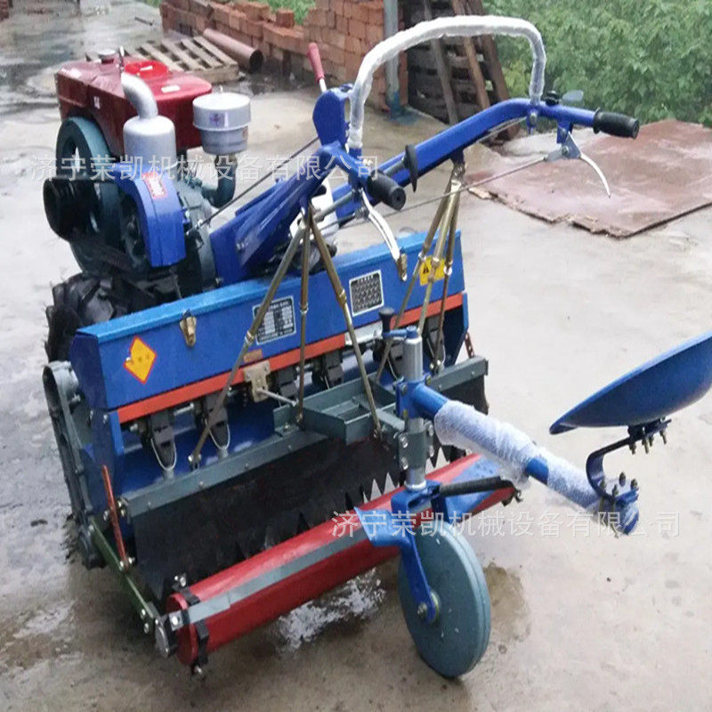 151手扶拖拉机旋耕条播机 出口水稻小麦播种机 6行施肥一体条播机