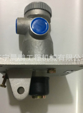 山工临工徐工厦工龙工山推305060装载机铲车气制动阀制动总泵配套