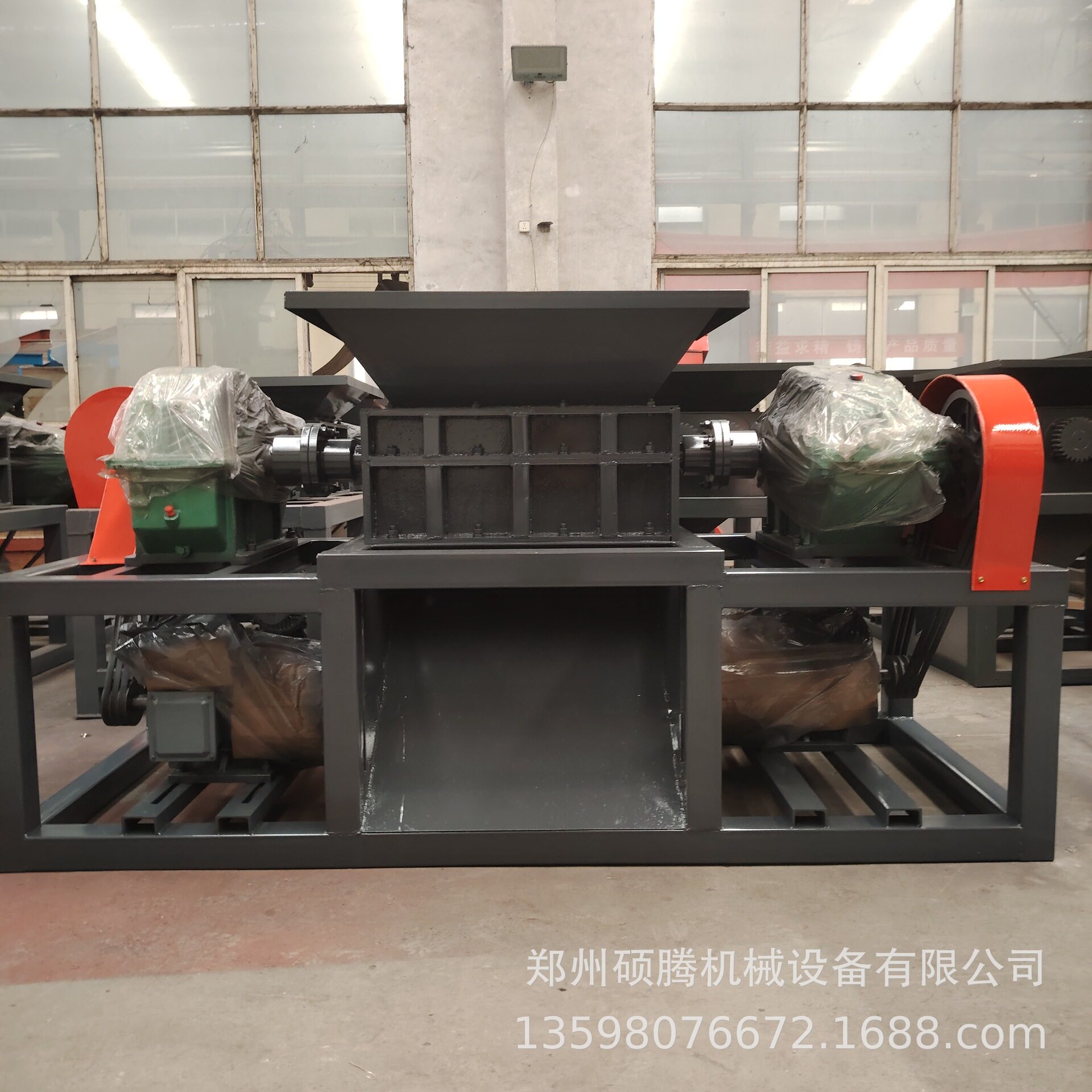 固废破碎设备 双轴撕碎机 纸张废纸粉碎机 大型塑料破碎机