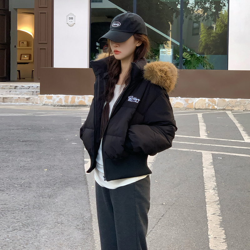 实拍SRIKERLAB冬季短款皮草连帽羽绒服收腰显瘦高级感大毛领棉女