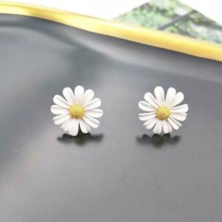 rendy Sweet White Daisy Stud Earrings For Women Girls Korean