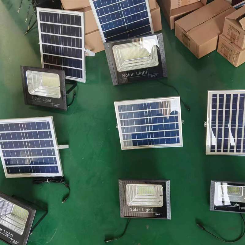 LED防水户外庭院楼道太阳能投光灯惠民超亮工程聚宝盘道路泛光灯