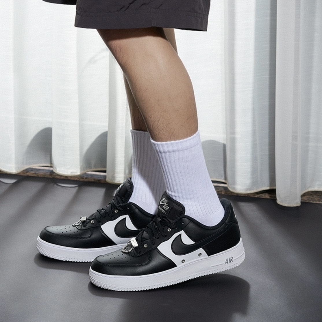 Nike Air Force 1 07 PRM 复古休闲银扣 低帮 板鞋 男款 黑白