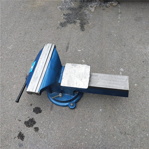 汽修钳工台虎钳家用小台钳带砧台台钳虎钳夹具机床虎钳