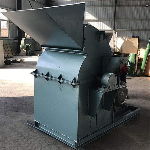 加纳木屑木材粉碎机 线香锯末机 强制进料树枝碎枝机现场试机