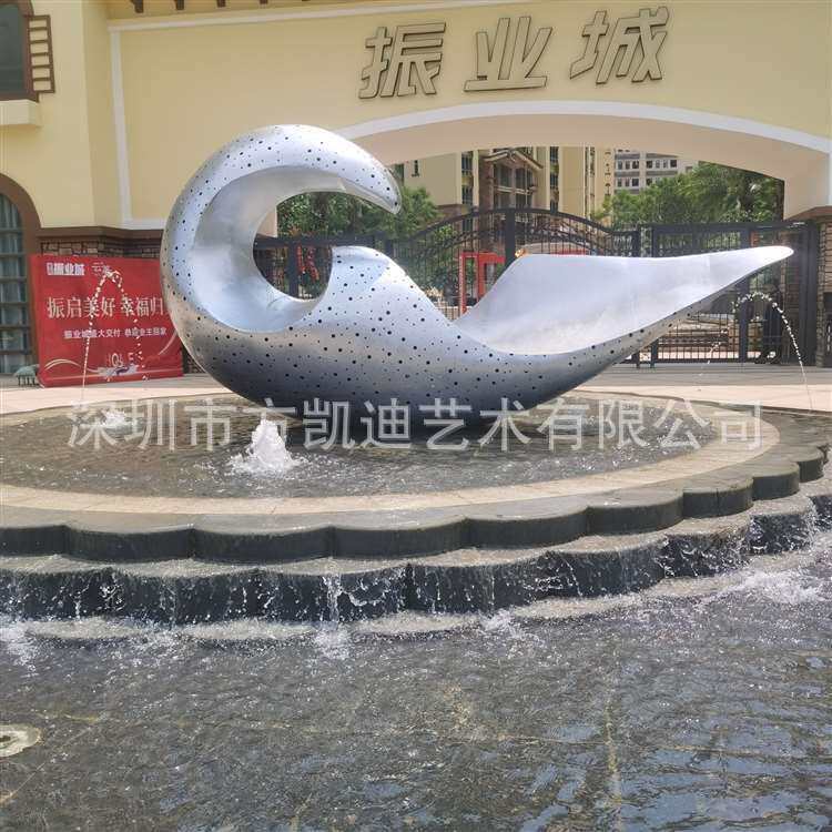 大型不锈钢创意水滴花雕塑户外水池造景