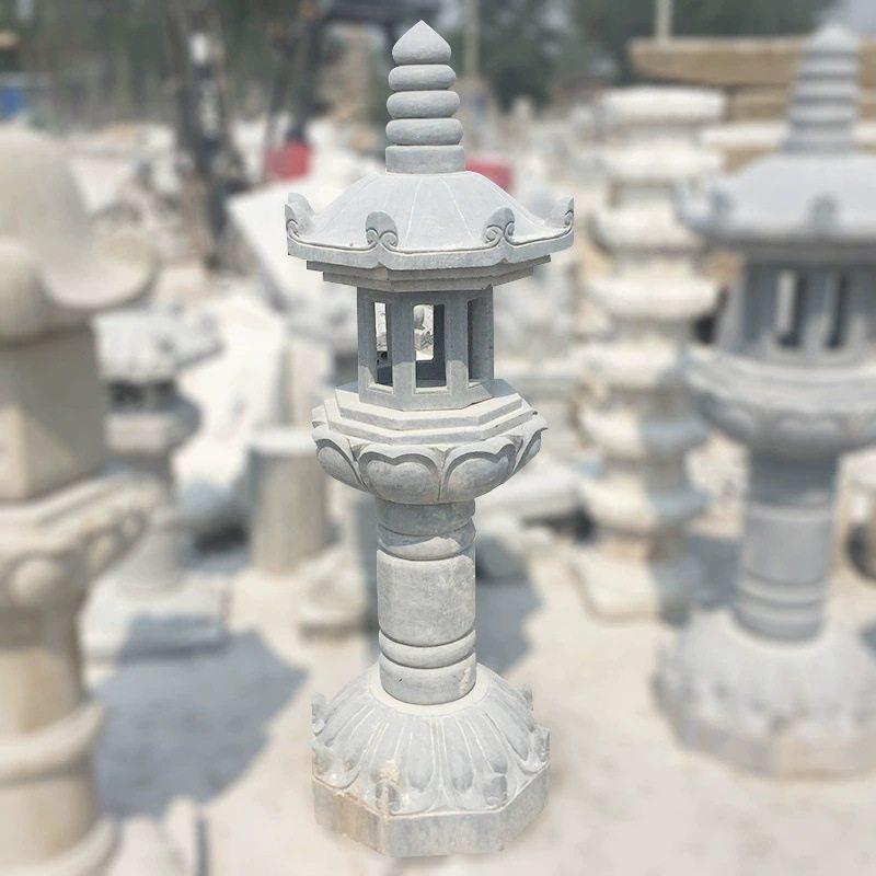 石雕石灯笼中式花园景区石头灯户外草坪灯青石仿古太阳能造景灯塔