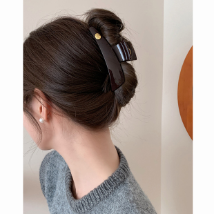 设计感高端洋气鲨鱼夹2026新款 高级感发夹后脑勺盘发抓夹 韩系时尚