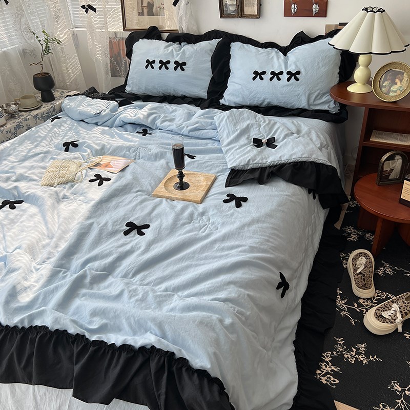 ins简约雾霾蓝蝴蝶结黑色花边毛巾绣夏凉被四P件套夏季空调被夏被